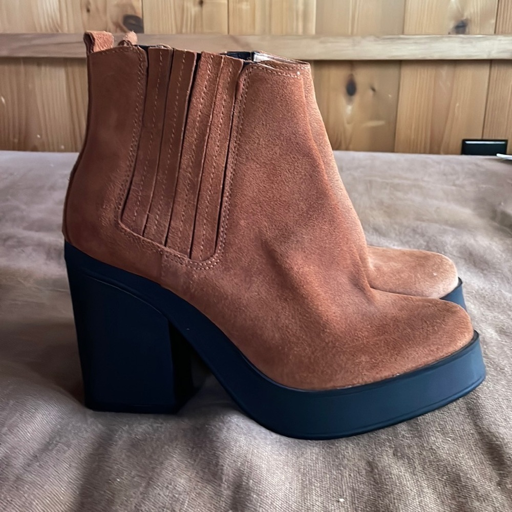 Miista Suede Ankle Boots 39 - Picture 2 of 5